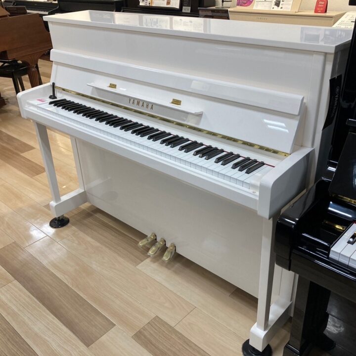 ★未使用品★展示現品限り アップライトピアノ【ヤマハ/b113PWH】愛知サロンの画像