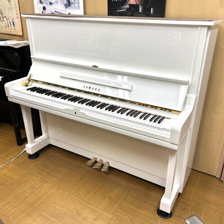 中古アップライトピアノ【ヤマハ／U3A(白)】名古屋 八田本店の画像
