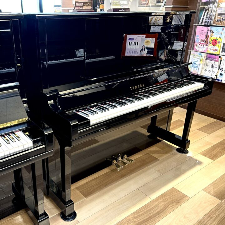 中古アップライトピアノ【ヤマハ/UX30BL】愛知サロンの画像
