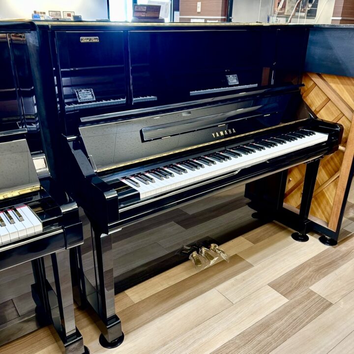 中古アップライトピアノ【ヤマハ/YU30SB】消音機能付き 愛知サロンの画像