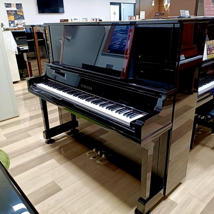中古アップライトピアノ 【ヤマハ/YU5】消音機能付 愛知サロンの画像